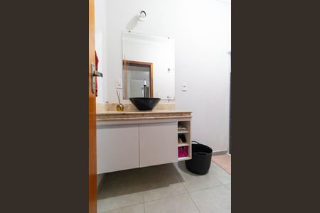 Casa à venda com 160m², 3 quartos e 4 vagasBanheiro da Suíte