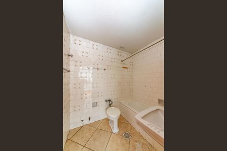 Banheiro de kitnet/studio à venda com 1 quarto, 31m² em Santo Agostinho, Belo Horizonte