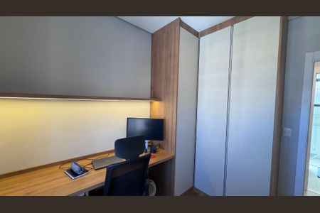 Apartamento à venda com 66m², 2 quartos e 2 vagas Apartamento à venda com 66m², 2 quartos e 2 vagasQuarto 1