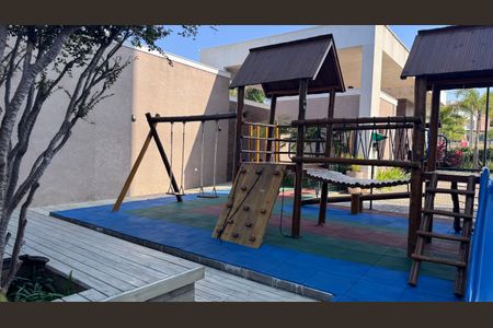 Apartamento à venda com 66m², 2 quartos e 2 vagas Apartamento à venda com 66m², 2 quartos e 2 vagasÁrea comum - Playground