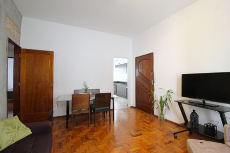 Sala de apartamento para alugar com 3 quartos, 90m² em Itaim Bibi, São Paulo