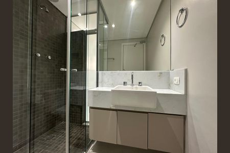 Apartamento à venda com 80m², 2 quartos e 1 vaga Apartamento à venda com 80m², 2 quartos e 1 vagaBanheiro Social