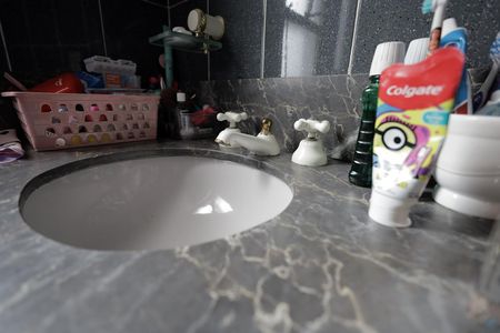 Apartamento à venda com 180m², 3 quartos e 3 vagas Apartamento à venda com 180m², 3 quartos e 3 vagasBanheiro Suíte 2