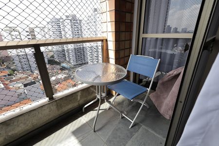 Apartamento à venda com 180m², 3 quartos e 3 vagas Apartamento à venda com 180m², 3 quartos e 3 vagasSacada Sala
