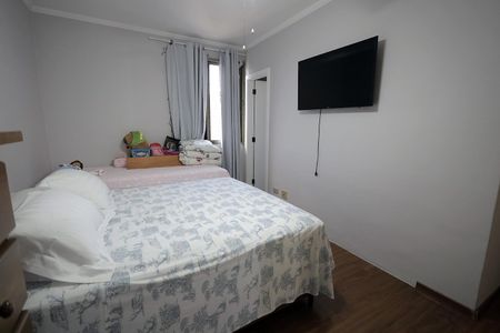 Apartamento à venda com 180m², 3 quartos e 3 vagas Apartamento à venda com 180m², 3 quartos e 3 vagasQuarto Suíte 2