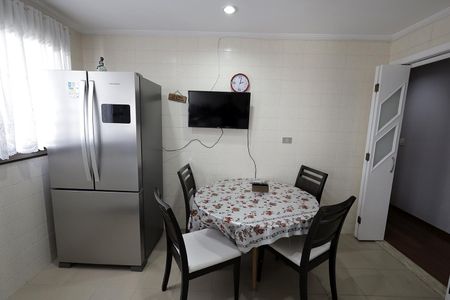 Apartamento à venda com 180m², 3 quartos e 3 vagas Apartamento à venda com 180m², 3 quartos e 3 vagasCozinha