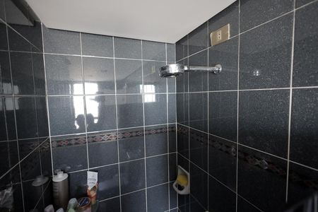 Apartamento à venda com 180m², 3 quartos e 3 vagas Apartamento à venda com 180m², 3 quartos e 3 vagasBanheiro Suíte 2