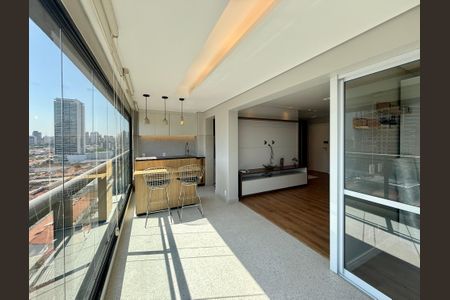 Apartamento à venda com 70m², 2 quartos e 2 vagas Apartamento à venda com 70m², 2 quartos e 2 vagasVaranda