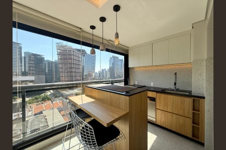 Apartamento à venda com 70m², 2 quartos e 2 vagas Apartamento à venda com 70m², 2 quartos e 2 vagasVaranda