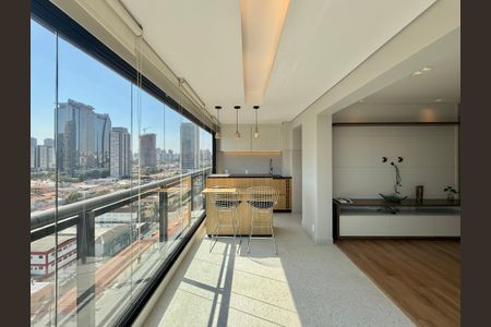 Apartamento à venda com 70m², 2 quartos e 2 vagas Apartamento à venda com 70m², 2 quartos e 2 vagasVaranda
