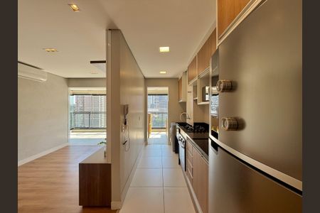 Apartamento à venda com 70m², 2 quartos e 2 vagas Apartamento à venda com 70m², 2 quartos e 2 vagasCozinha