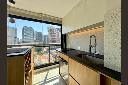 Apartamento à venda com 70m², 2 quartos e 2 vagas Apartamento à venda com 70m², 2 quartos e 2 vagasVaranda
