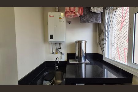 Apartamento à venda com 91m², 3 quartos e 2 vagasLavanderia