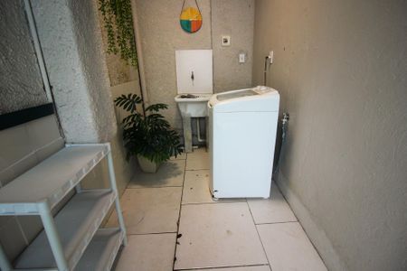 Casa de condomínio para alugar com 18m², 1 quarto e sem vaga Casa de condomínio para alugar com 18m², 1 quarto e sem vagaÁrea comum - Lavanderia