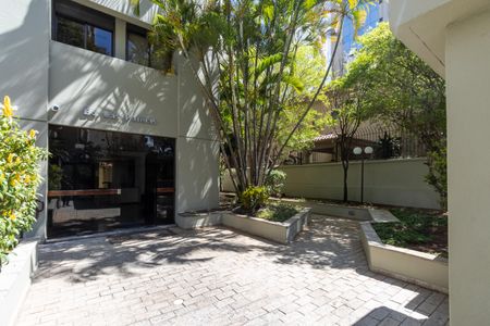 Apartamento para alugar com 130m², 2 quartos e 2 vagas Apartamento para alugar com 130m², 2 quartos e 2 vagasFachada do Condomínio