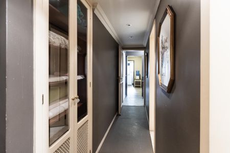 Apartamento para alugar com 130m², 2 quartos e 2 vagas Apartamento para alugar com 130m², 2 quartos e 2 vagasCorredor