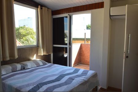 Casa de condomínio à venda com 129m², 4 quartos e 2 vagas Casa de condomínio à venda com 129m², 4 quartos e 2 vagasSuíte 2