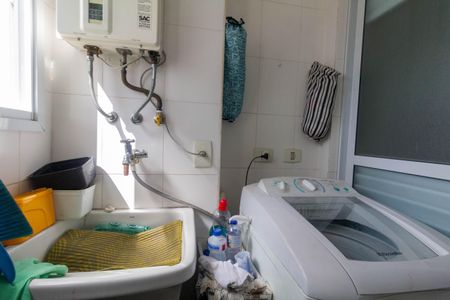 Apartamento à venda com 53m², 2 quartos e 1 vaga Apartamento à venda com 53m², 2 quartos e 1 vagaÁrea de Serviço