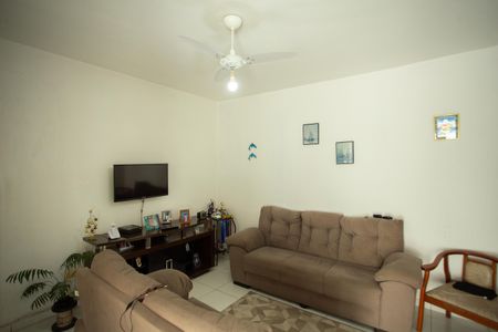 Sala de casa à venda com 3 quartos, 177m² em Parque Peruche, São Paulo