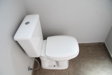 Casa à venda com 169m², 3 quartos e 7 vagasLavabo 02