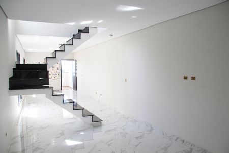 Casa à venda com 169m², 3 quartos e 7 vagasSala