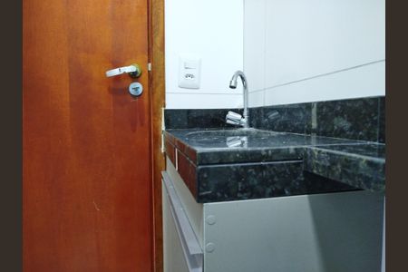 Apartamento para alugar com 48m², 2 quartos e sem vaga Apartamento para alugar com 48m², 2 quartos e sem vagaBanheiro