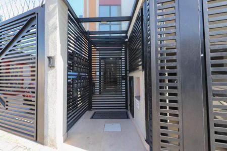 Apartamento para alugar com 48m², 2 quartos e sem vaga Apartamento para alugar com 48m², 2 quartos e sem vagaFachada