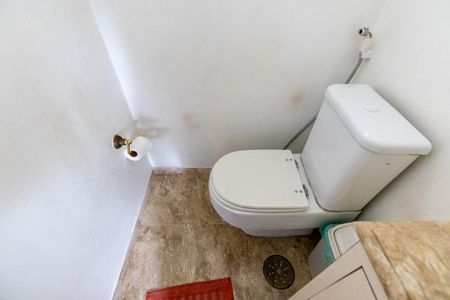 Apartamento à venda com 117m², 3 quartos e 2 vagas Apartamento à venda com 117m², 3 quartos e 2 vagasBanheiro da Suíte 1