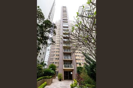 Apartamento à venda com 117m², 3 quartos e 2 vagas Apartamento à venda com 117m², 3 quartos e 2 vagasFachada