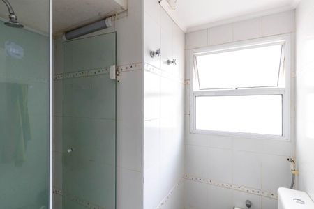 Apartamento à venda com 117m², 3 quartos e 2 vagas Apartamento à venda com 117m², 3 quartos e 2 vagasBanheiro da Suíte 2