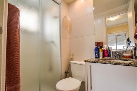 Apartamento à venda com 77m², 2 quartos e 2 vagas Apartamento à venda com 77m², 2 quartos e 2 vagasBanheiro da Suíte 2