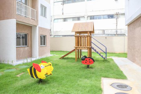 Apartamento para alugar com 39m², 2 quartos e sem vaga Apartamento para alugar com 39m², 2 quartos e sem vagaÁrea comum - Playground