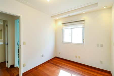 Apartamento à venda com 90m², 2 quartos e 1 vaga Apartamento à venda com 90m², 2 quartos e 1 vagaQuarto