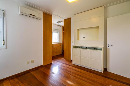 Apartamento à venda com 90m², 2 quartos e 1 vaga Apartamento à venda com 90m², 2 quartos e 1 vagaSuite