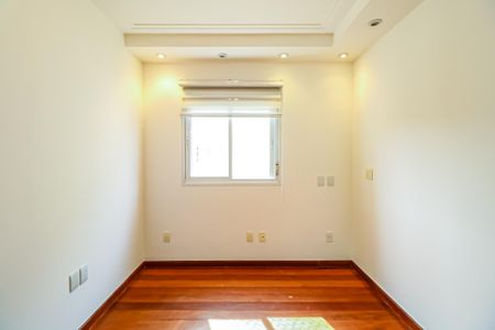 Apartamento à venda com 90m², 2 quartos e 1 vaga Apartamento à venda com 90m², 2 quartos e 1 vagaQuarto