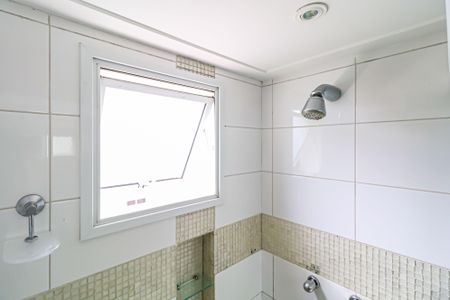 Apartamento à venda com 90m², 2 quartos e 1 vaga Apartamento à venda com 90m², 2 quartos e 1 vagaBanheiro da Suíte