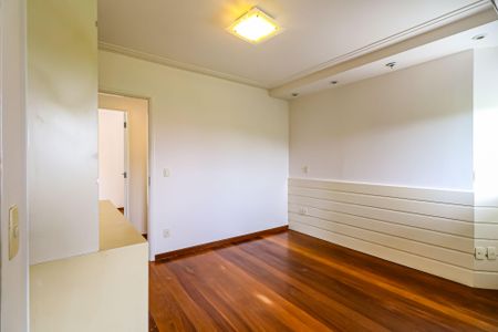 Apartamento à venda com 90m², 2 quartos e 1 vaga Apartamento à venda com 90m², 2 quartos e 1 vagaSuite