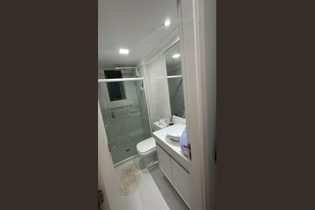 Banheiro de apartamento para alugar com 3 quartos, 83m² em Piatã, Salvador