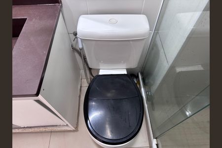 Apartamento à venda com 80m², 3 quartos e 2 vagas Apartamento à venda com 80m², 3 quartos e 2 vagasBanheiro Social