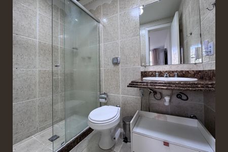 Apartamento para alugar com 77m², 3 quartos e 2 vagasBanheiro da Suíte