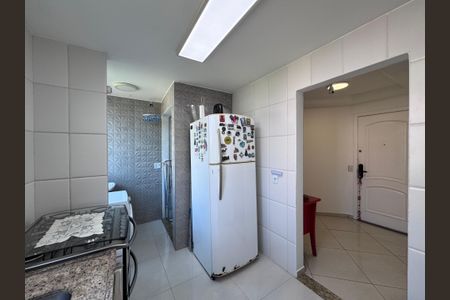 Apartamento para alugar com 77m², 3 quartos e 2 vagasCozinha
