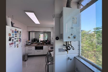 Apartamento para alugar com 77m², 3 quartos e 2 vagasCozinha