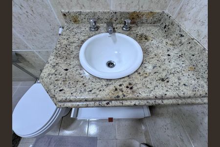 Apartamento para alugar com 77m², 3 quartos e 2 vagasBanheiro Social