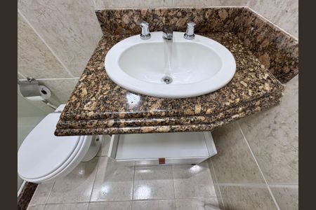 Apartamento para alugar com 77m², 3 quartos e 2 vagasBanheiro da Suíte