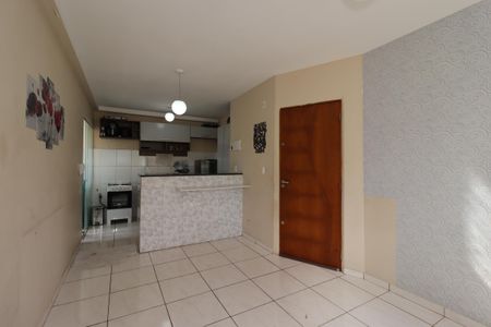 Sala de apartamento para alugar com 2 quartos, 55m² em Cidade São Jorge, Santo André