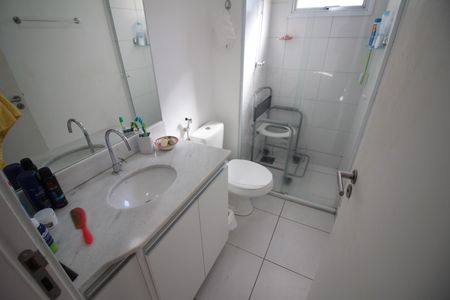 Apartamento à venda com 54m², 2 quartos e 1 vagaBanheiro da Suíte