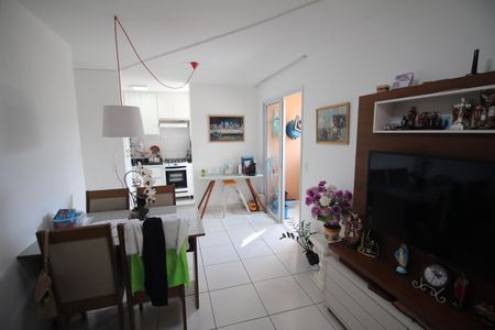 Sala de apartamento à venda com 2 quartos, 54m² em Santa Helena, Belo Horizonte