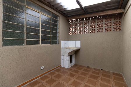 Casa à venda com 160m², 4 quartos e 2 vagas Casa à venda com 160m², 4 quartos e 2 vagasÁrea de Serviço da Edícula
