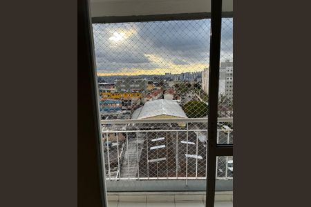 Sala de apartamento para alugar com 3 quartos, 64m² em Parque Reboucas, São Paulo