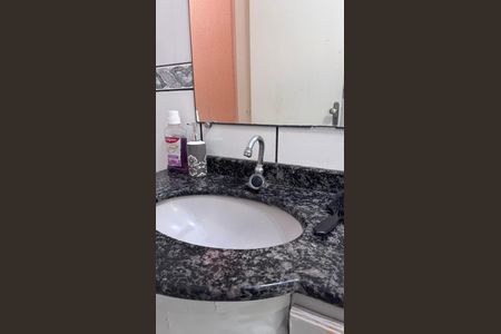 Casa à venda com 293m², 5 quartos e 4 vagas Casa à venda com 293m², 5 quartos e 4 vagasBanheiro